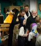 Рождественское поздравление детей на подворье Коневского монастыря_5